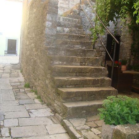 Bed & Breakfast Antico Motovun Exterior photo